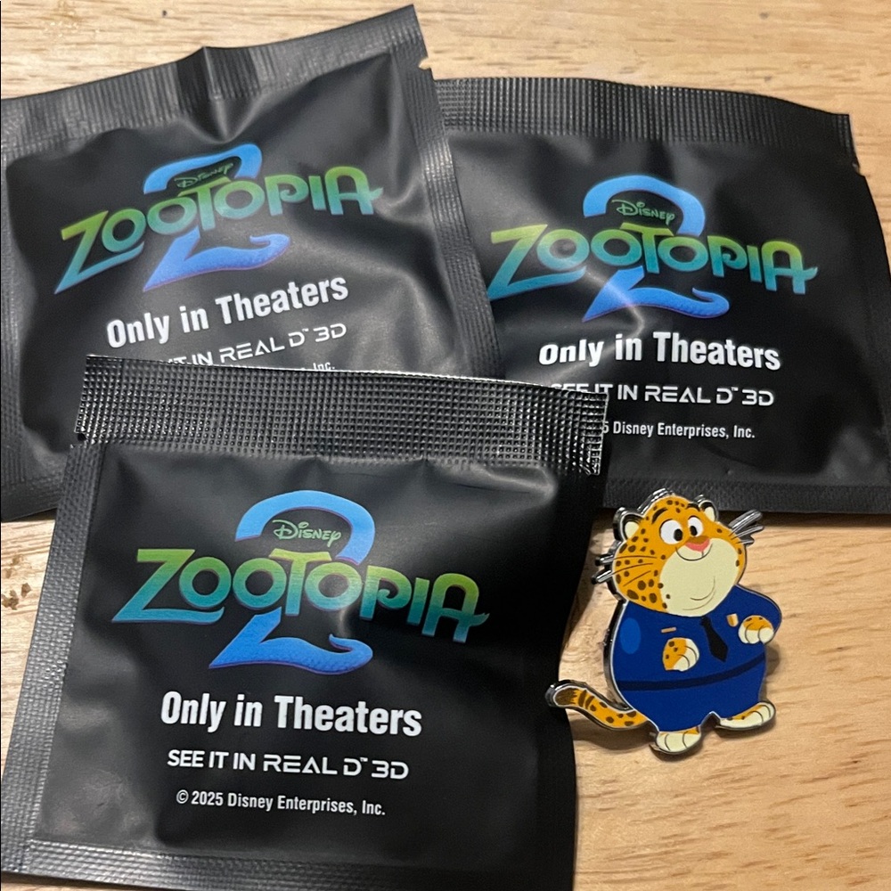 Disney Zootopia 2 Black Packets with Blue Pin